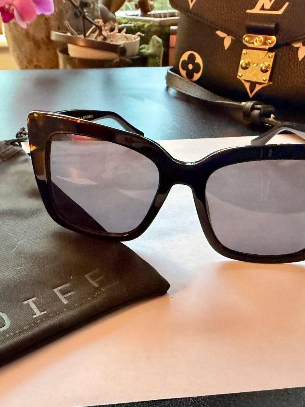 DIFF Lizzy Sunglasses - Picture 5 of 13